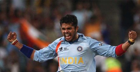 Sreesanth: side strain