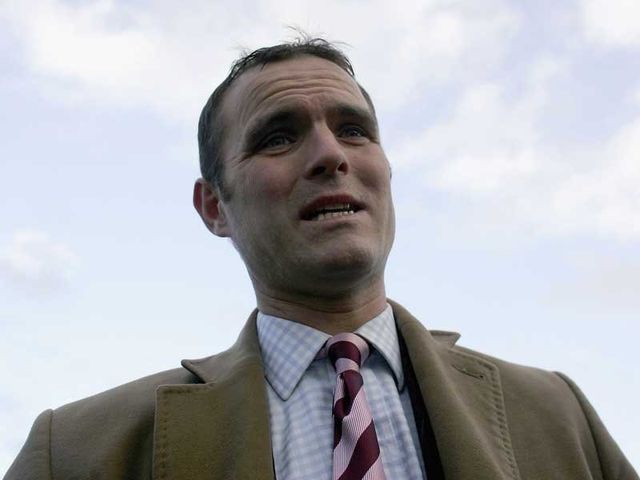Evan Williams: Trains intended Tolworth runner Court Minstrel
