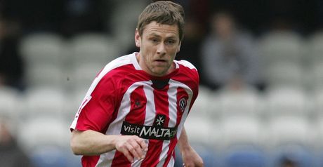 Naysmith: Considering contract offer