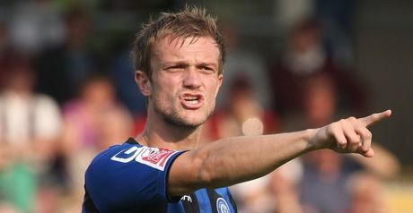 Wiseman: Stomach muscle problem