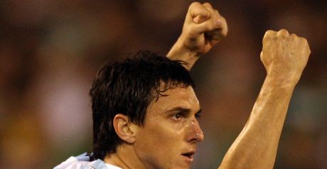 Burdisso: Wants to join Roma