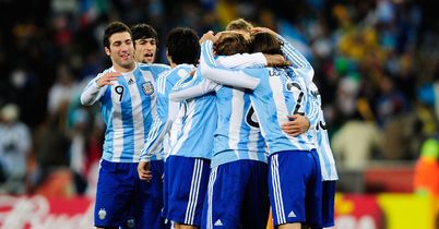 Argentina: Celebrate Higuain's strike