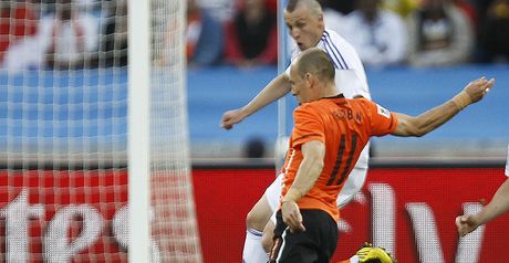 Robben: Fired home Holland's winner