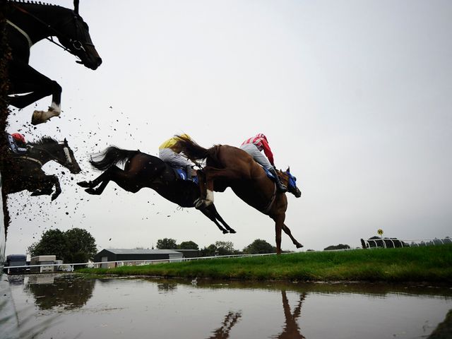 Wincanton: Meeting abandoned