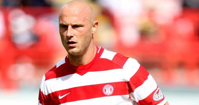 Mensing: Served four-week suspension