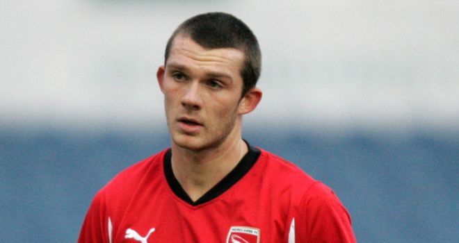 Spencer: Signs new contract