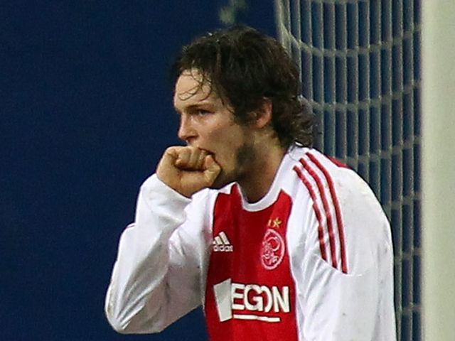 Daley Blind: On target as Ajax beat AZ Alkmaar