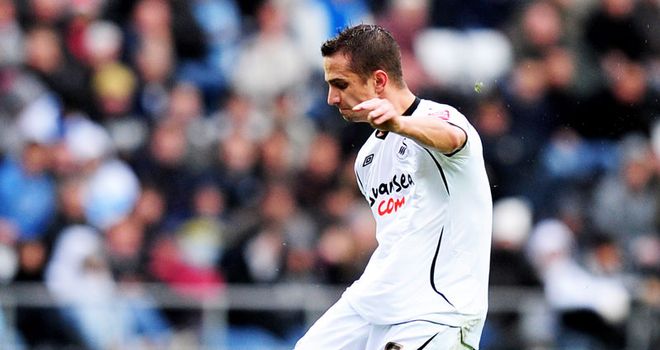 Ferrie Bodde: Training with Wigan after leaving Swansea in the summer