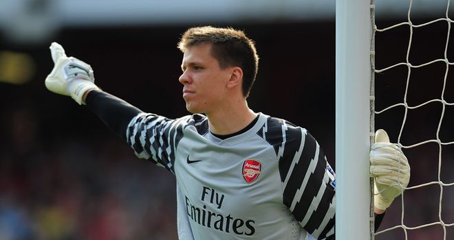 Wojciech Szczesny: Arsenal goalkeeper to keep his hair long should Poland draw England in Euro 2012 finals