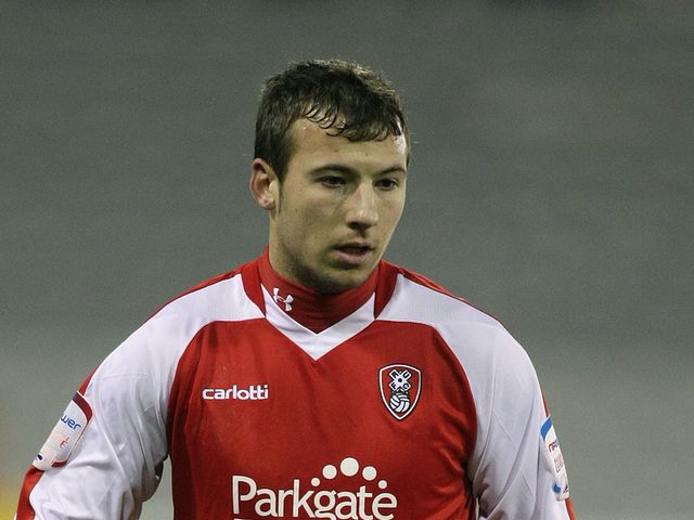 Le Fondre: Signs three-year deal with Royals