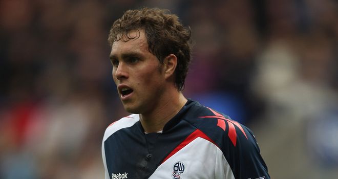 Elmander: Hoping to operate down the middle at Galatasaray
