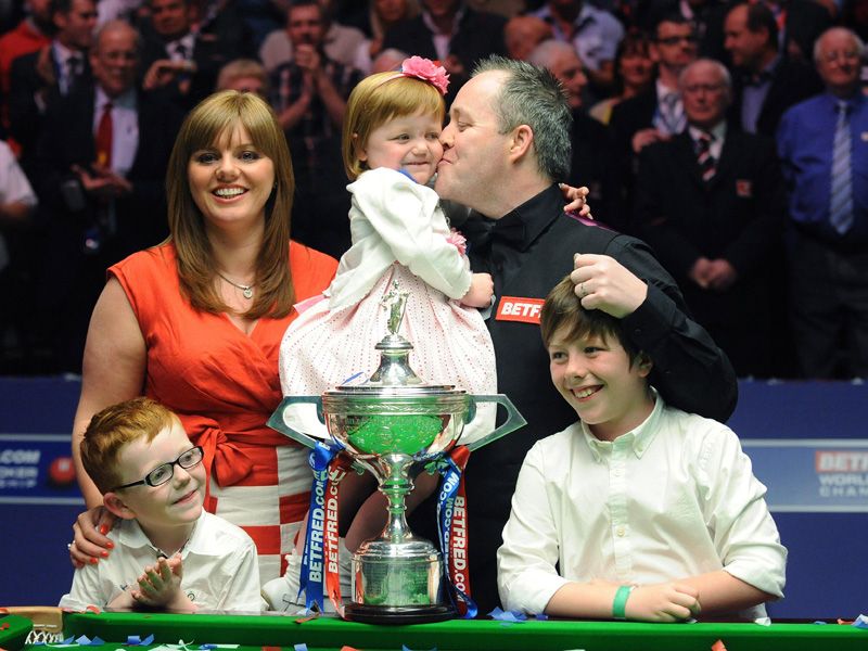 Happy families for the four-time champion