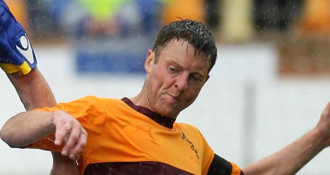 Stephen Craigan: Has announced he will retire after the final game of season