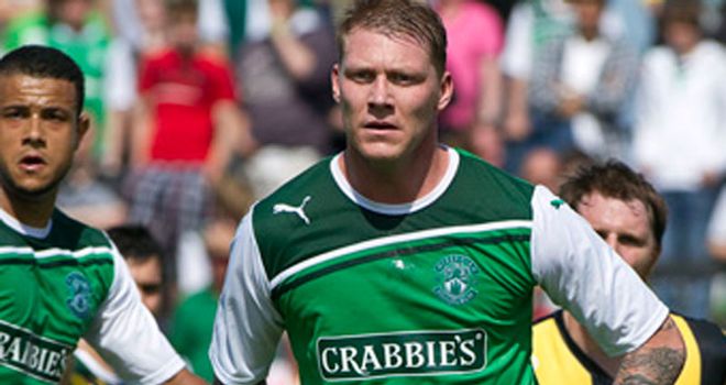 O'Connor: Insists all of Hibs' players are eager for Calderwood to stay