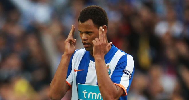 Rolando: Worked with new Chelsea boss Villas-Boas at Porto