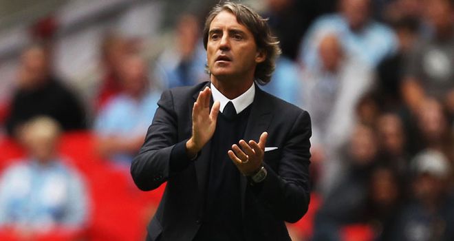 Mancini: Feels Silva and Toure can settle Aguero in