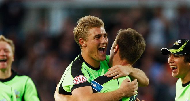 Rory Hamilton-Brown: New one-year deal with Surrey