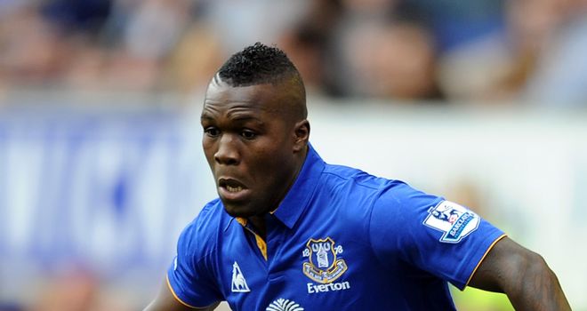 Royston Drenthe: David Moyes wants the Dutchman to fight for a long-term contract