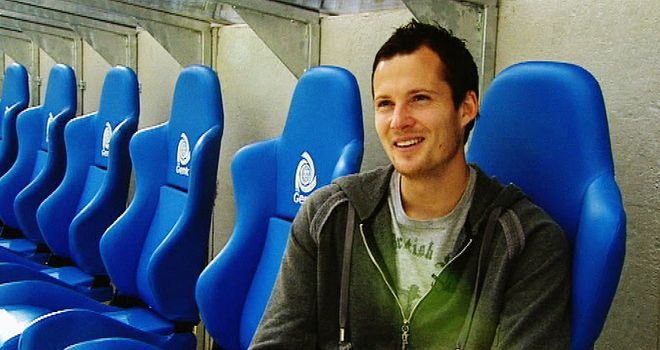 Daniel Tozser: In talks with Watford