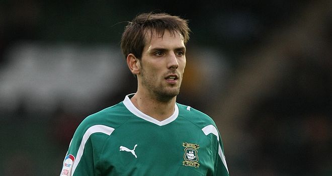 Blanchard: Stays on at Home Park