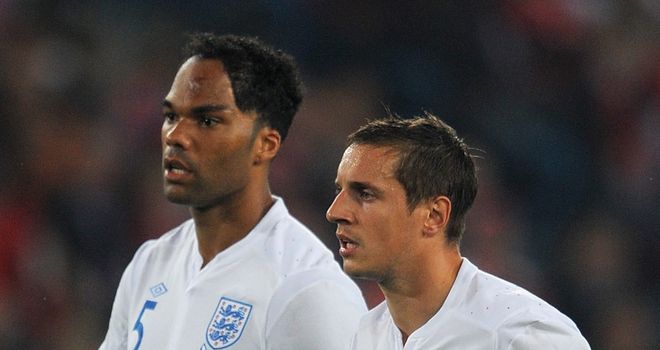 Phil Jagielka: Fears Everton could be forced to sell Marouane Fellaini