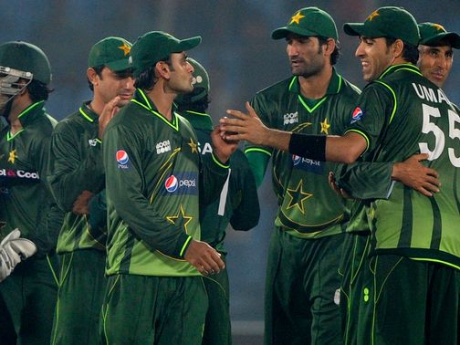 Pakistan celebrate their victory over Bangladesh