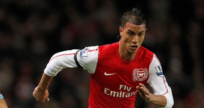 chamakh talks on hold