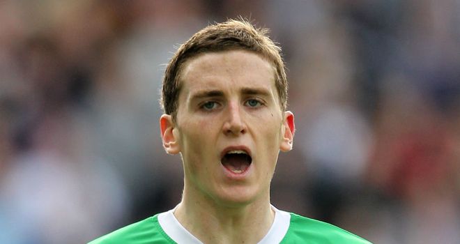 Paul Hanlon: Not expecting to move clubs in January