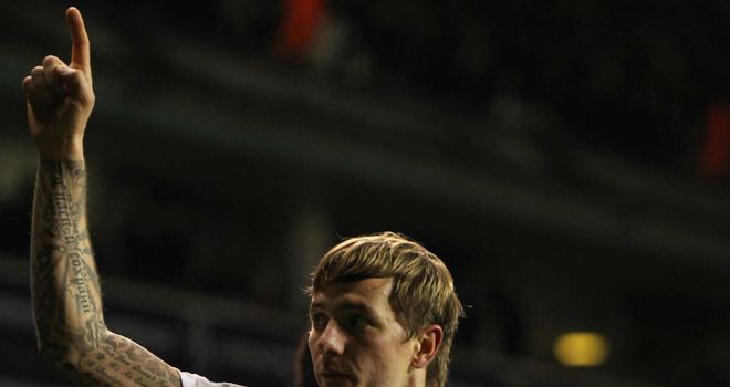 Roman Pavlyuchenko: His agent claims Tottenham are pricing the striker out a move