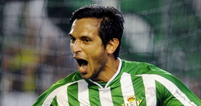 Roque Santa Cruz: Striker wants to stay in Spain after joining Real Betis on loan from Man City