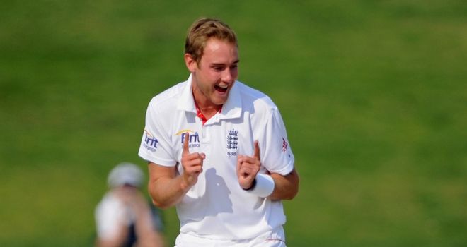 Stuart Broad struck in the second over of the day to get rid of Misbah-ul-Haq.