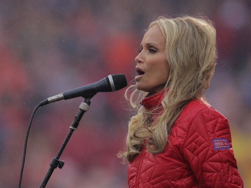 Attention then turned to Candlestick Park where Emmy award-winning singer Kristin Chenoweth belted out the national anthem.