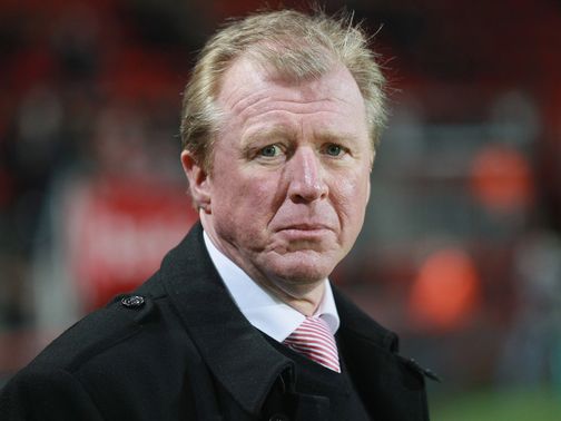 Steve McClaren's FC Twente are four points clear