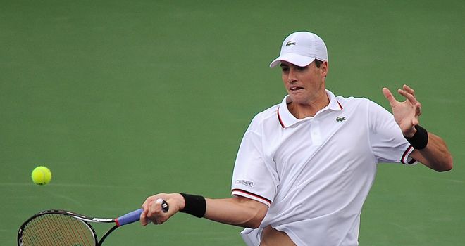 John Isner: Won in straight sets against Nicolas Mahut
