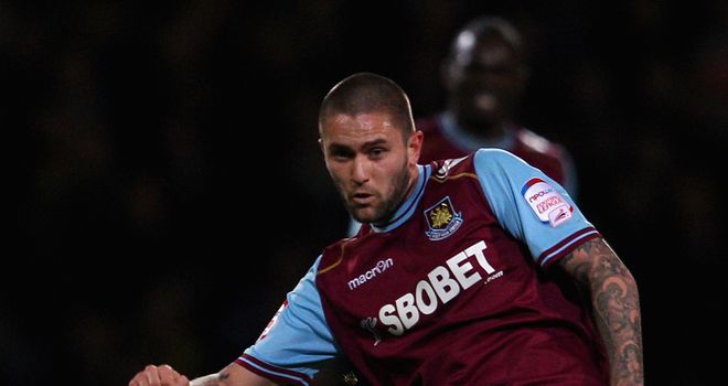 Henri Lansbury: Impressed by the way West Ham dealt with Championship pressure