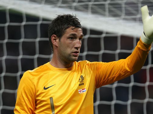 Maarten Stekelenburg: Was heading for Fulham