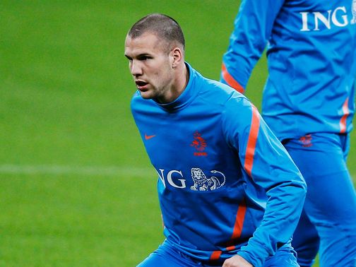 Ron Vlaar: Aston Villa transfer target