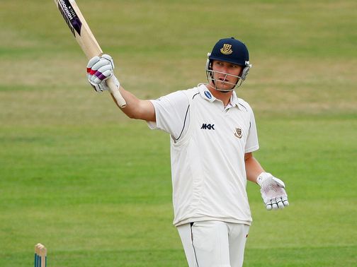 Ollie Rayner: Stranded on 39 not out
