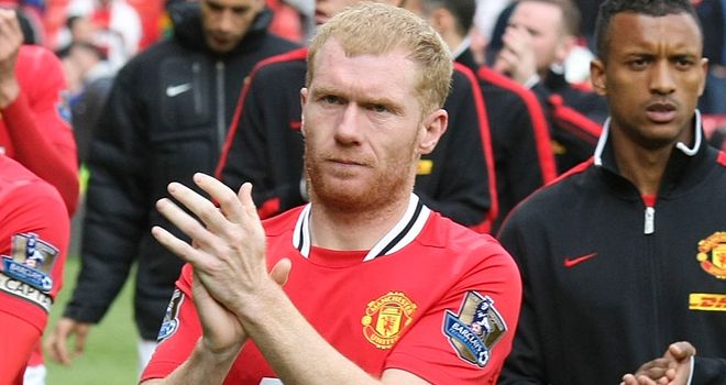Paul Scholes: Manchester United midfielder has signed a new one-year contract