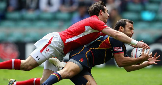 Tom Grabham (l) will skipper Wales in Moscow