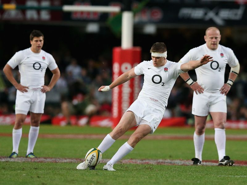 Owen Farrell opened the scoring