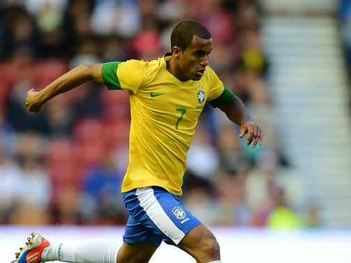 Lucas Moura: Wanted by Sir Alex Ferguson