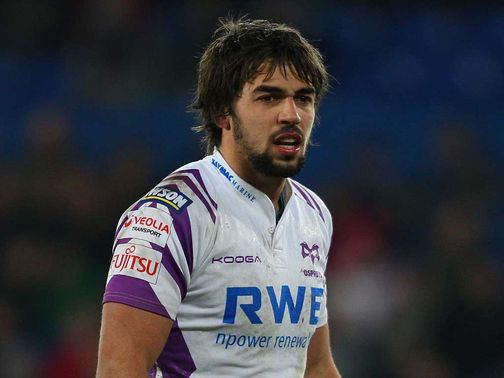 Gareth Owen: versatile Scarlets moves to full-back