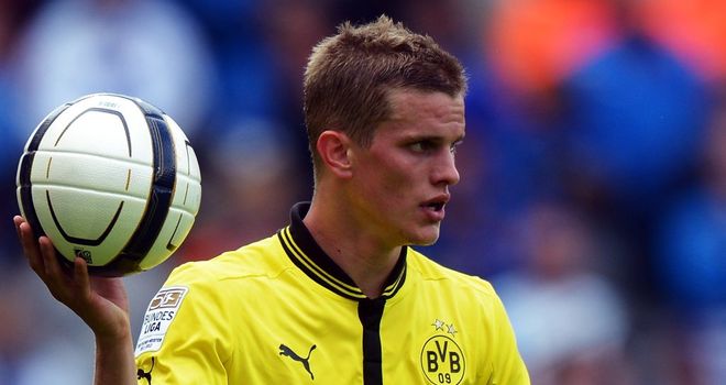 Lars Bender: The midfielder hs signed a new 5-year deal to remain at Bayer Leverkusen