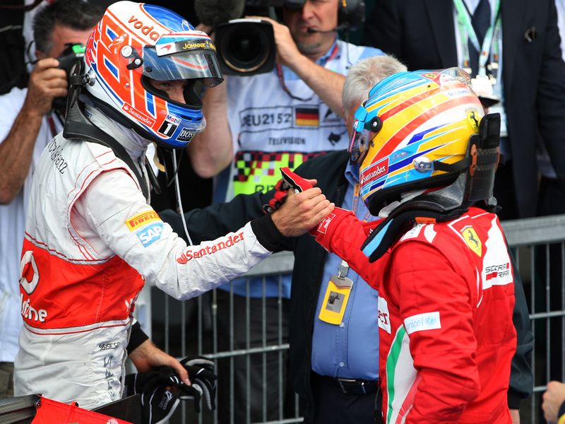Jenson congratulates Fernando