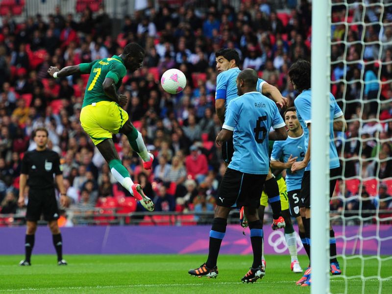 Senegal take on Uruguay in typically robust style, and take an early 2-0 lead thanks to a Moussa Konate brace to stun the South Americans