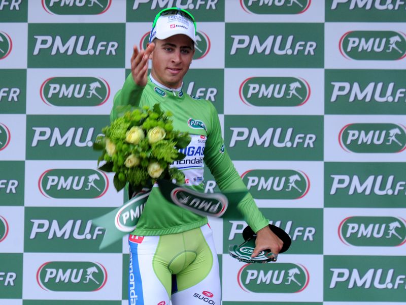 Sagan shares his spoils on the podium