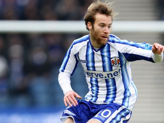 James Dayton heading south of the border to join Oldham