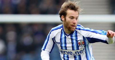 Dayton agrees Oldham deal
