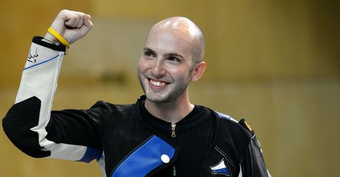Rifle gold for Campriani 